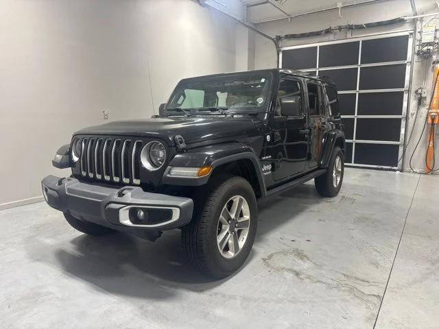 Used 2020 Black Jeep Unlimited Sahara image 2