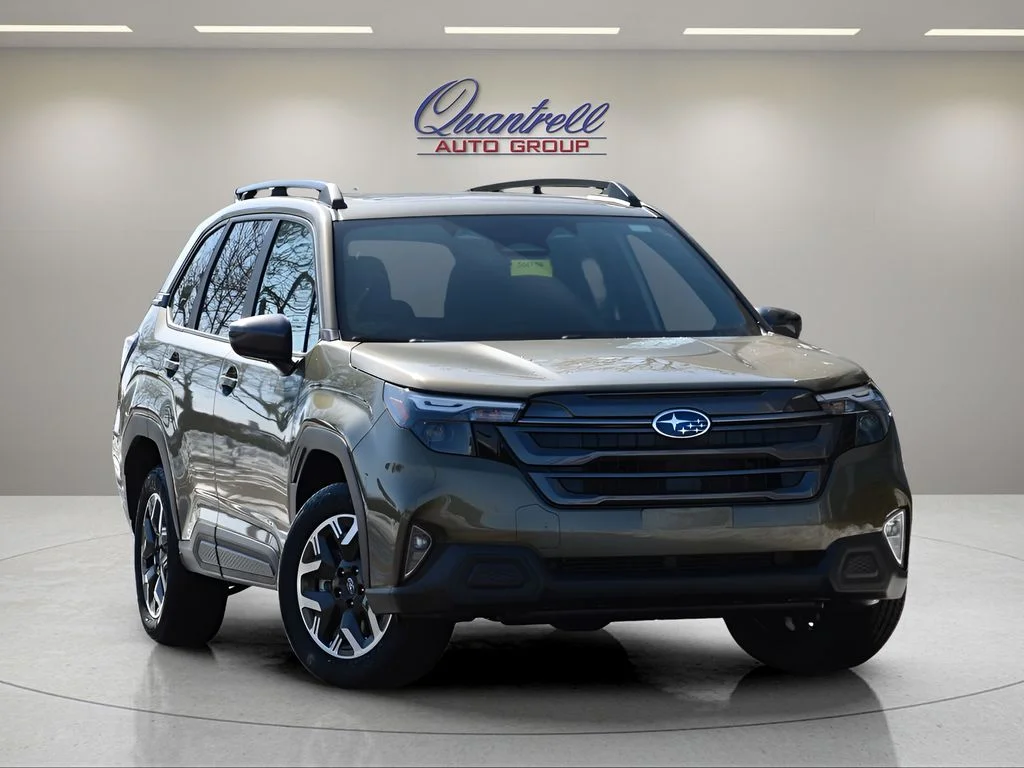 Used 2026 Autumn Green Metallic Subaru Premium image 1