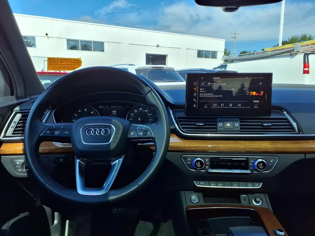 Used 2023 Glacier White Audi 40 Premium image 14
