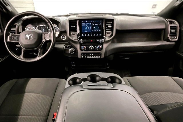 Used 2023 Diamond Black Crystal Pearlcoat Ram Tradesman image 18