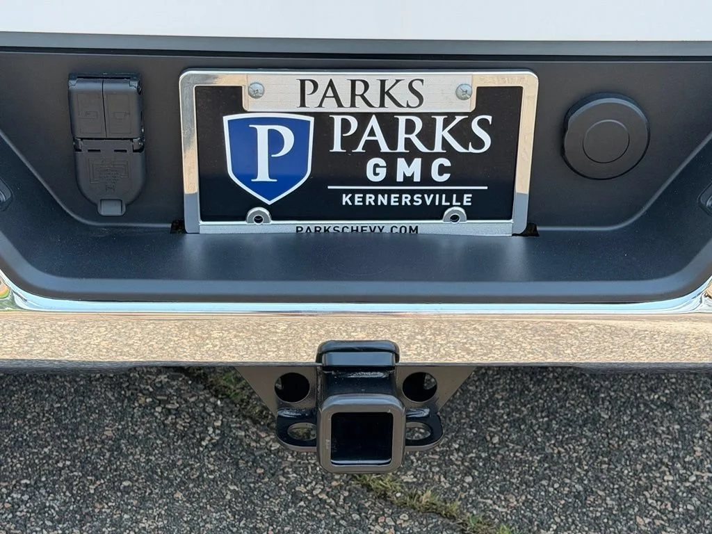 New 2026 Summit White GMC SLT image 23