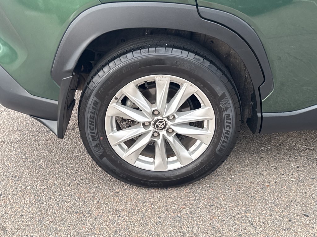 Used 2024 Green Toyota LE image 40