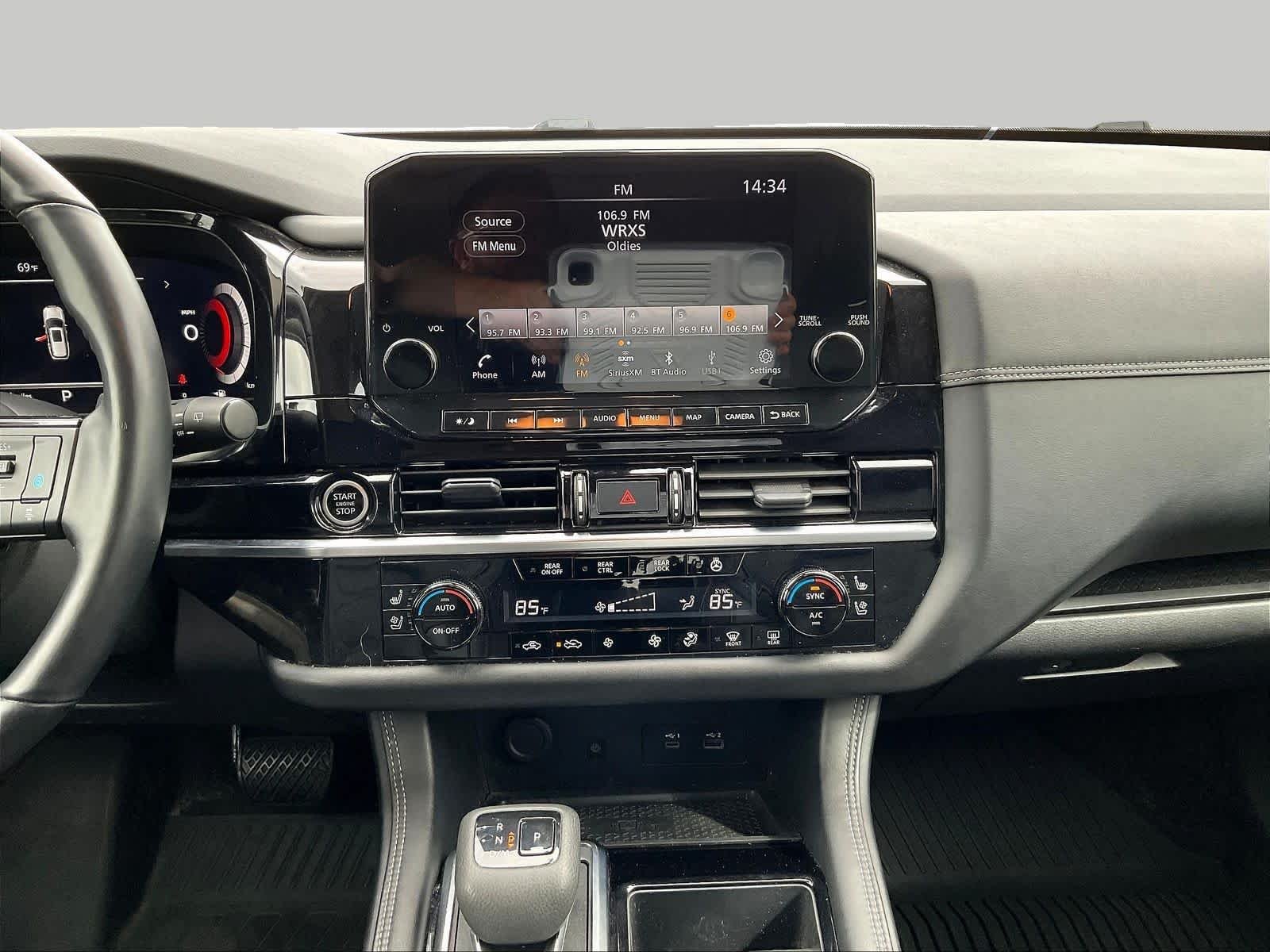 2023 Nissan Pathfinder Platinum - Photo 11