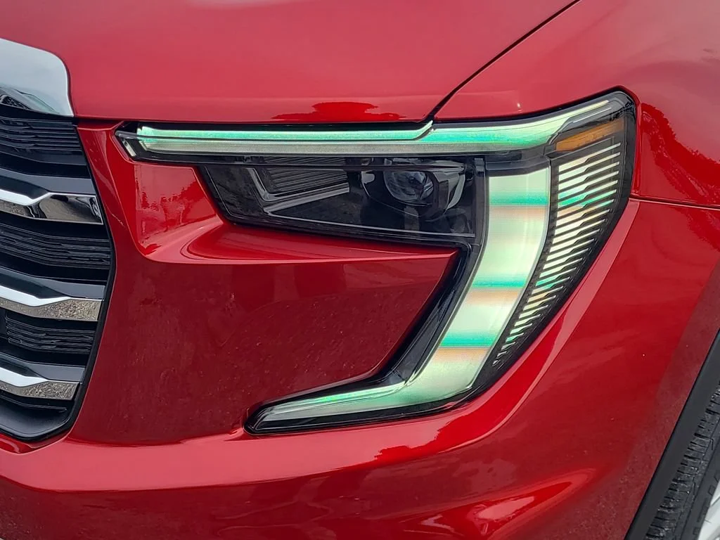 New 2026 Volcanic Red Tintcoat GMC Elevation image 22