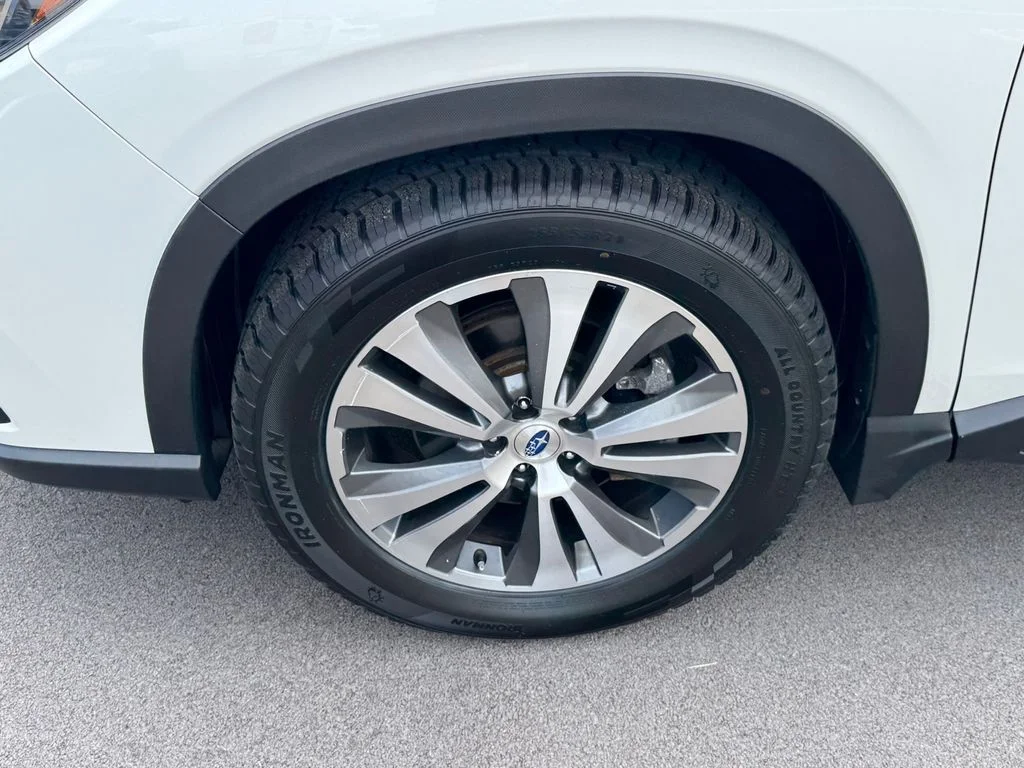 Used 2020 White Subaru Limited image 20