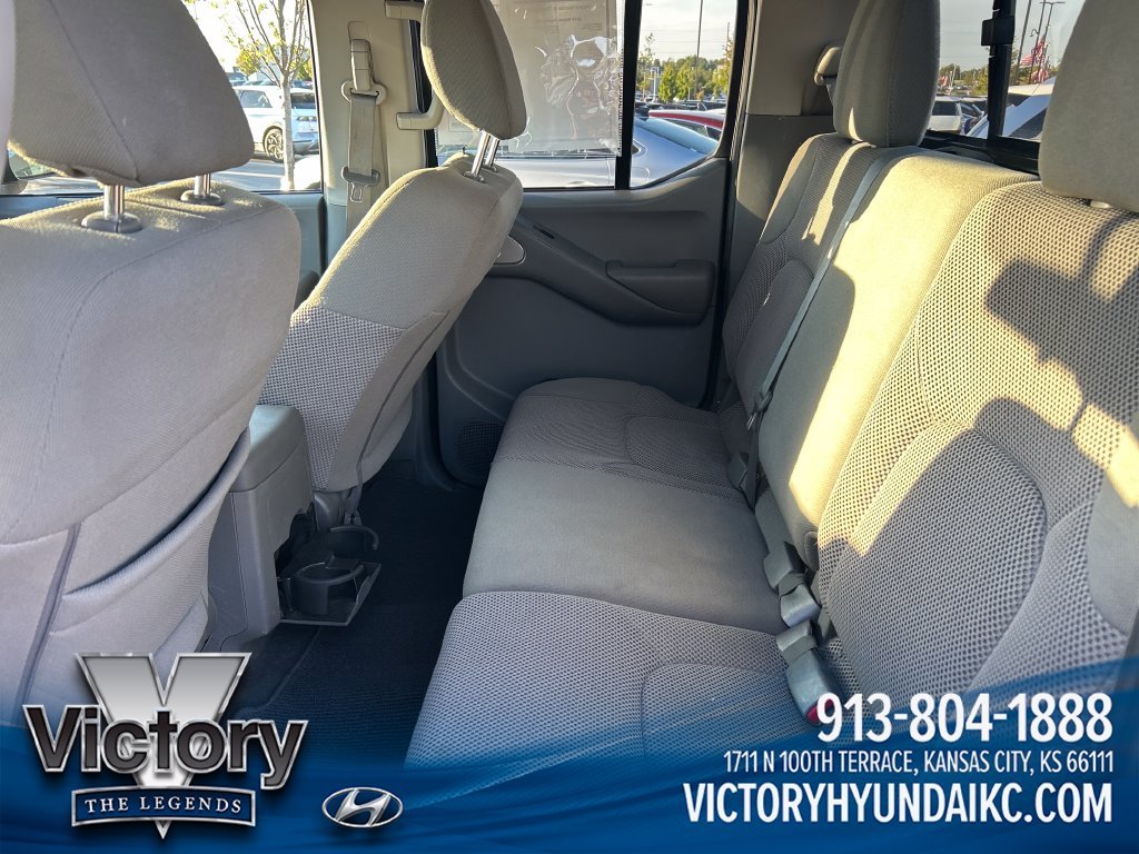 Used 2019 Blue Nissan SV image 25