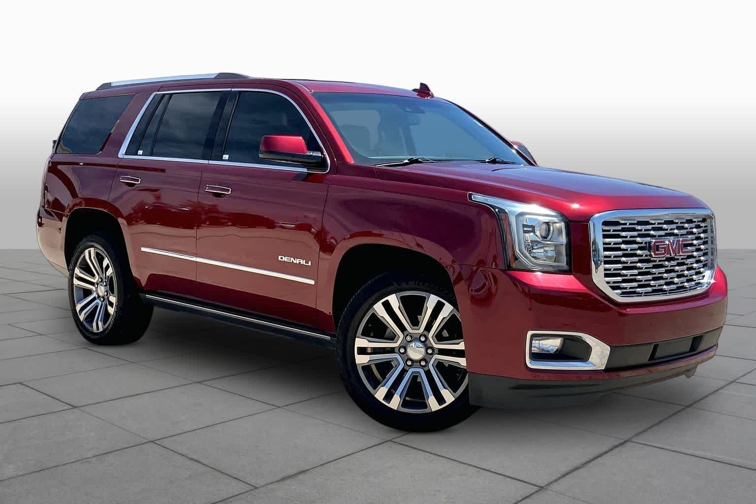 Used 2018 Crimson Red Tintcoat GMC Denali image 3