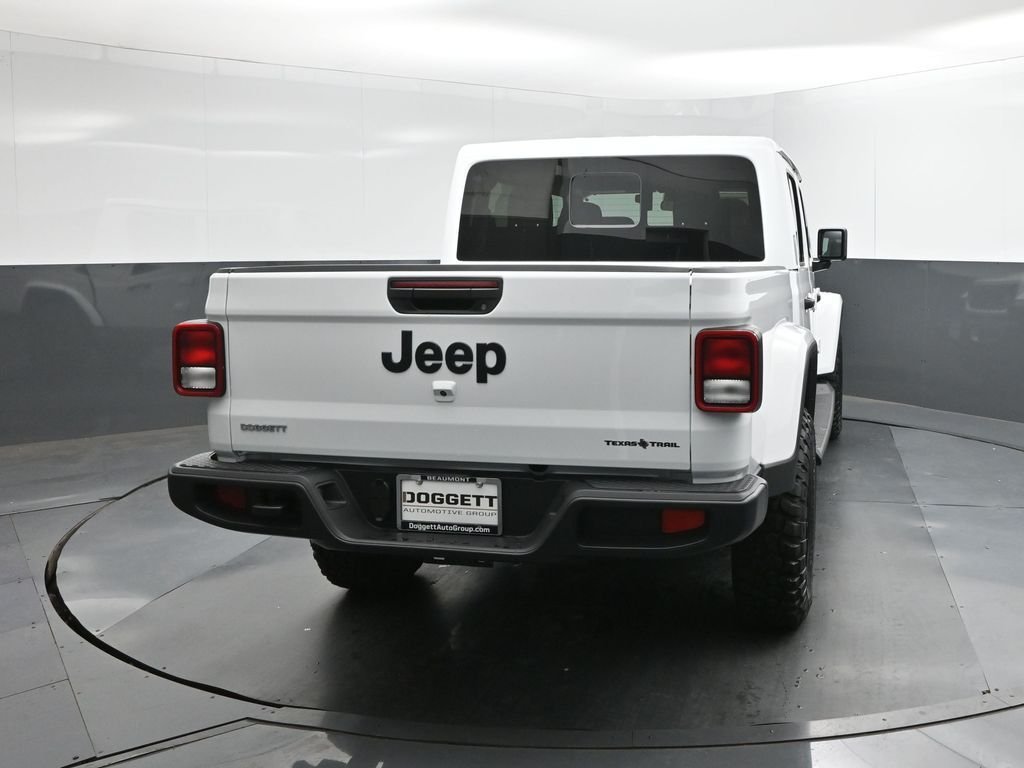 New 2026 Bright White Clearcoat Jeep Texas Trail image 5