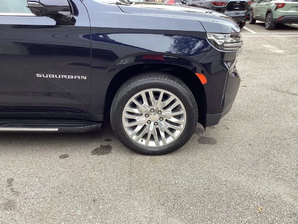Used 2023 MIDNIGHT BLUE METALLIC Chevrolet LT image 25