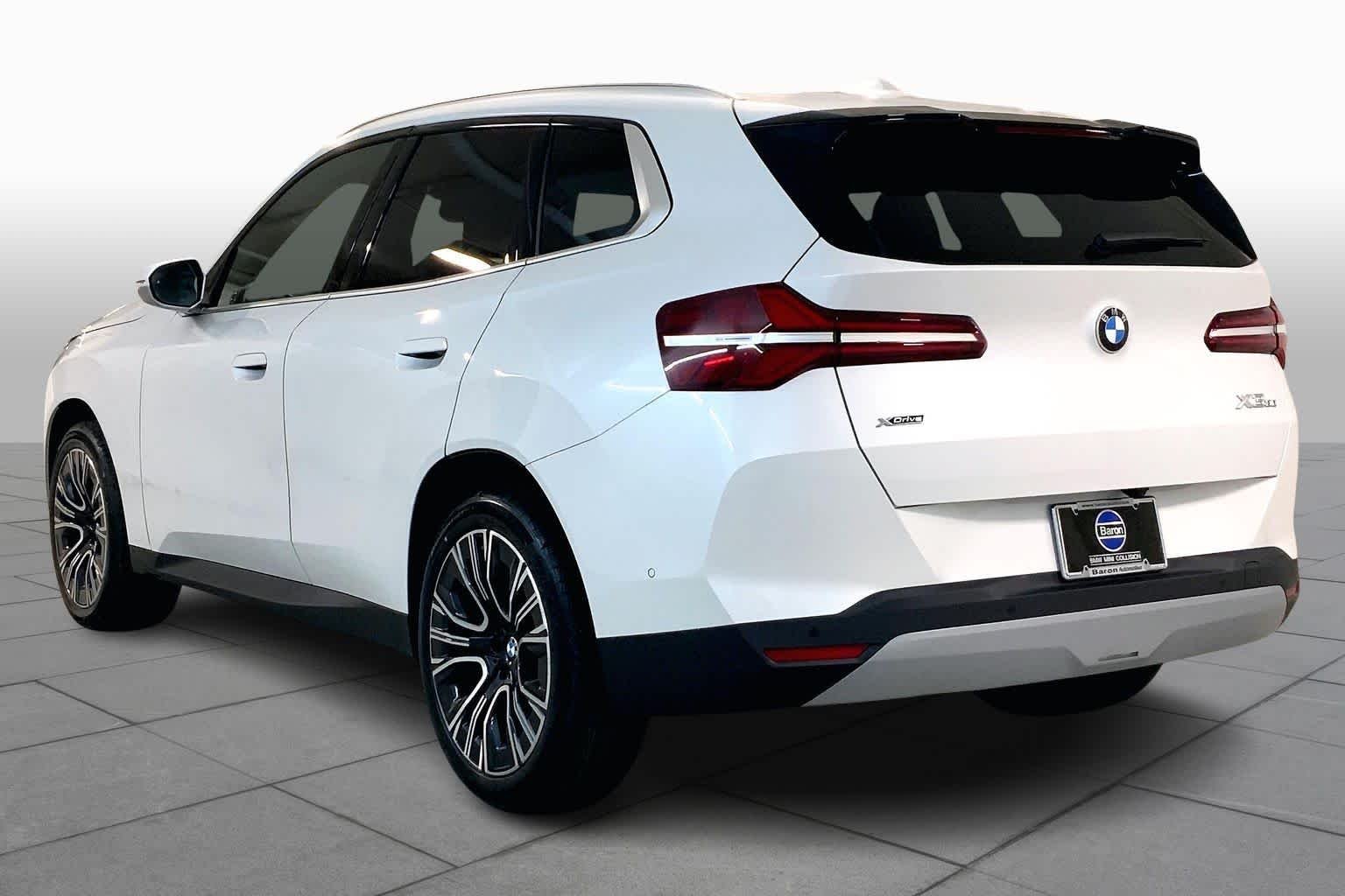 New 2026 Mineral White Metallic BMW 30 xDrive image 12