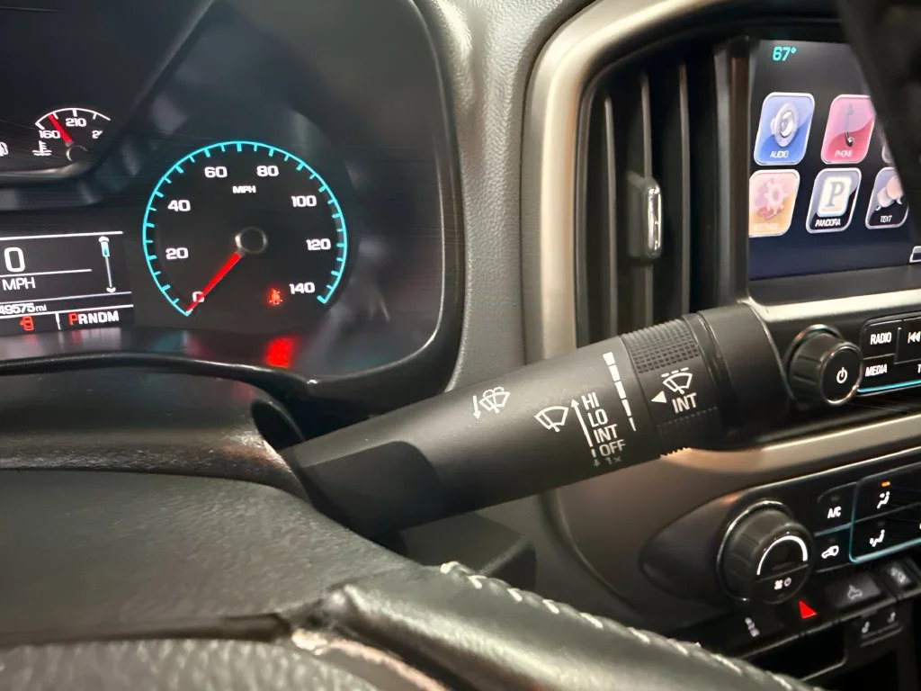 Used 2016 RED ROCK METALLIC Chevrolet 4WD Z71 image 24