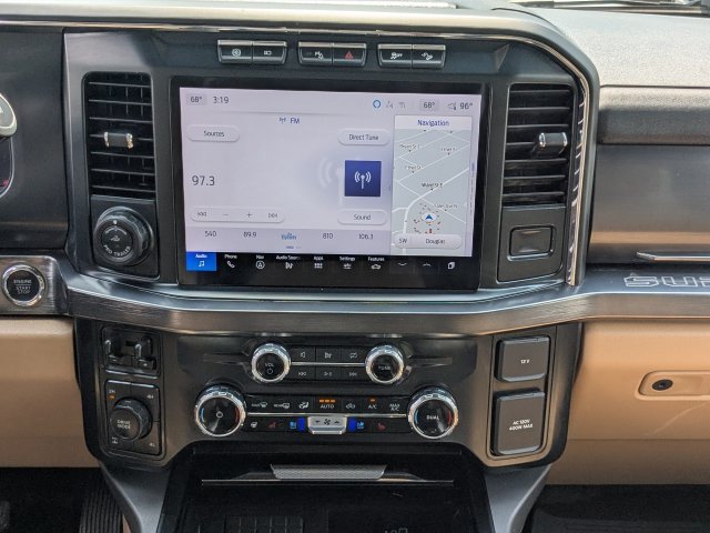 Used 2024 White Ford Lariat image 18