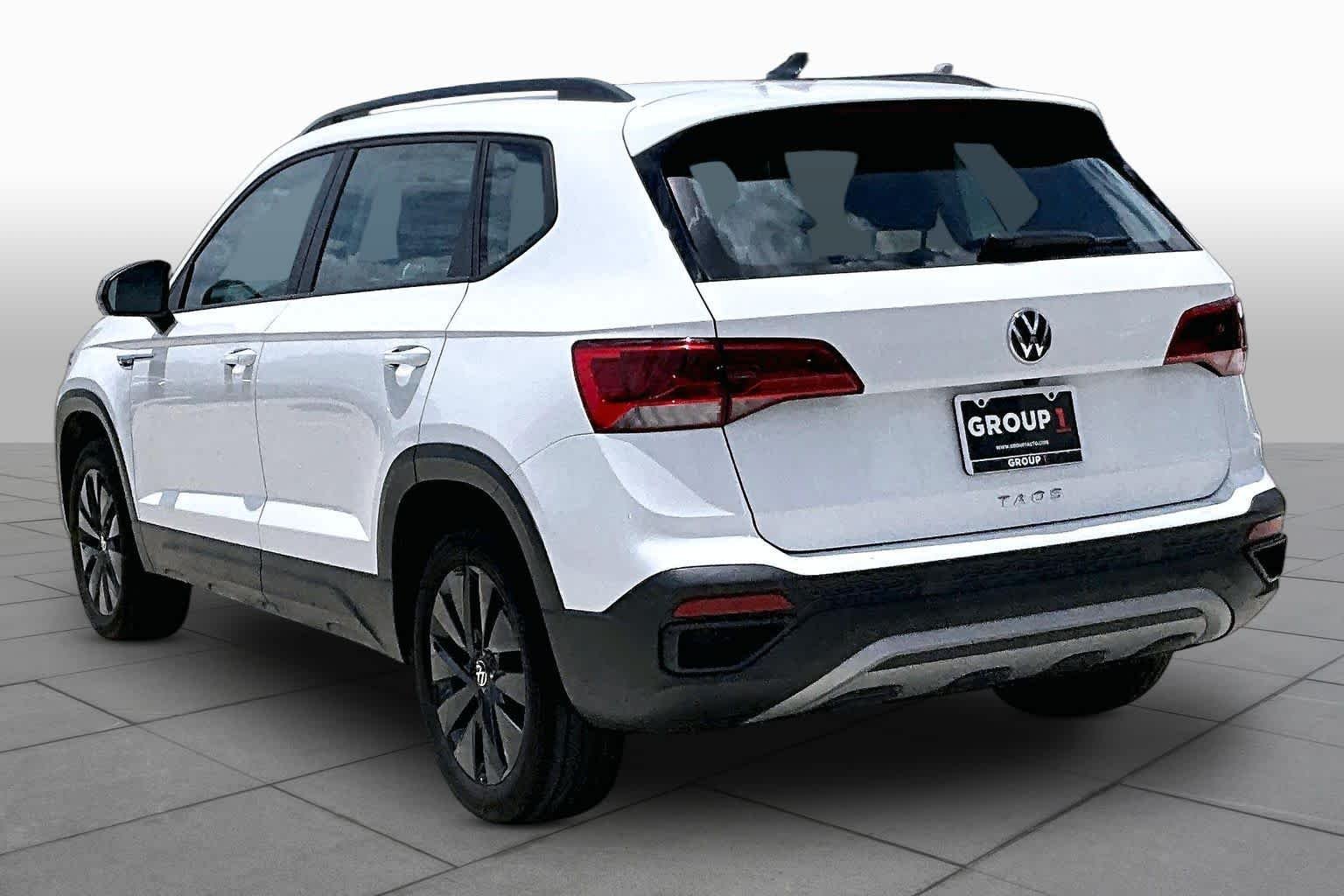 Used 2022 Pure White Volkswagen S image 11