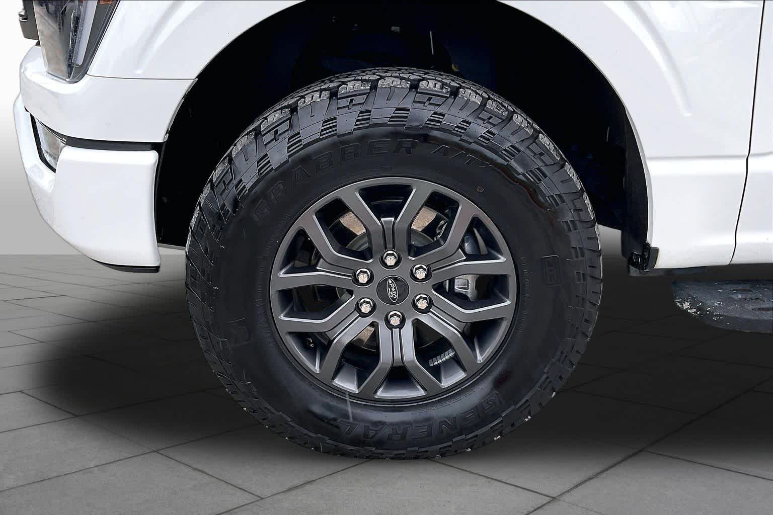 Used 2023 Oxford White Ford Tremor image 11