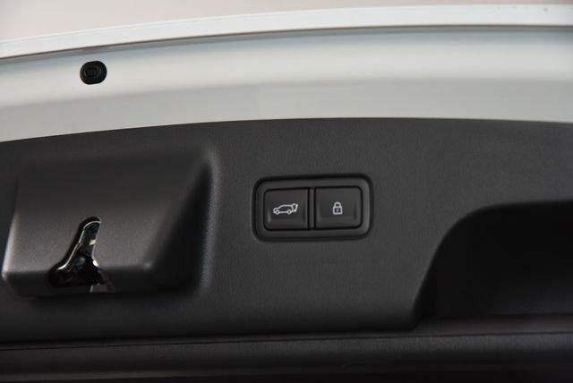 New 2026 White Hyundai SEL 7P image 73