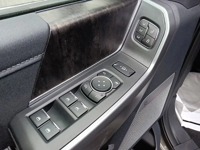 New 2026 Marsh Gray Ford F-250® Lariat® image 12