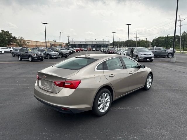 Used 2025 Gray Chevrolet LT image 4