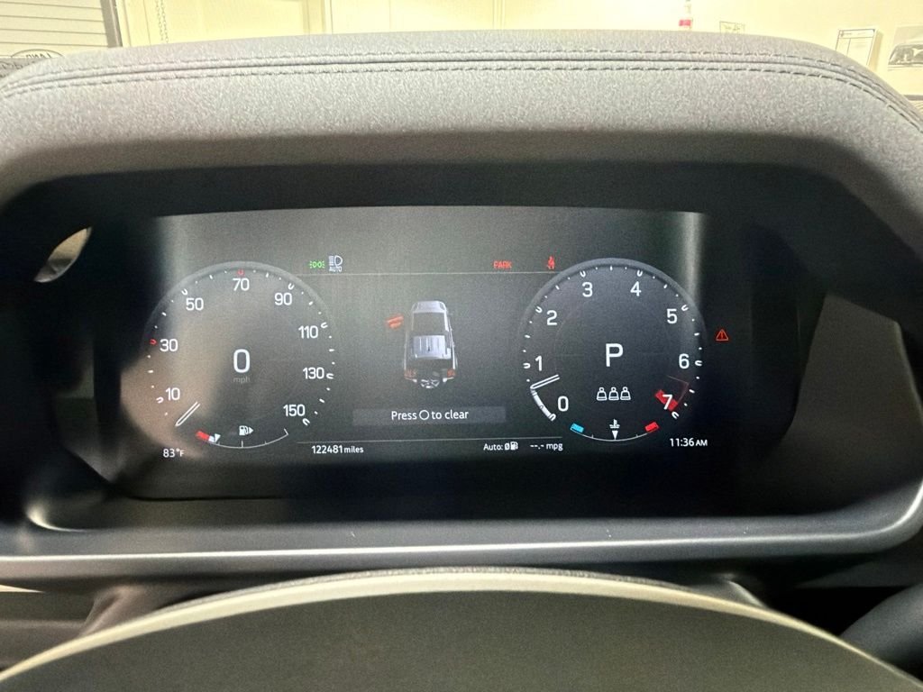 Used 2023 Fuji White Land Rover SE image 15