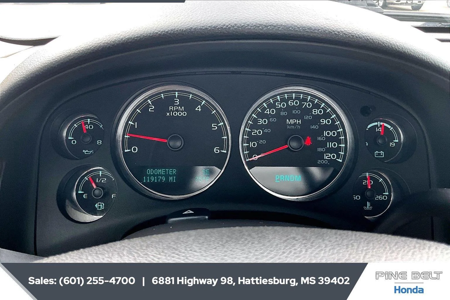 Used 2013 Summit White Chevrolet LS image 14