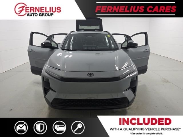 2026 Toyota C-HR XSE - Photo 8
