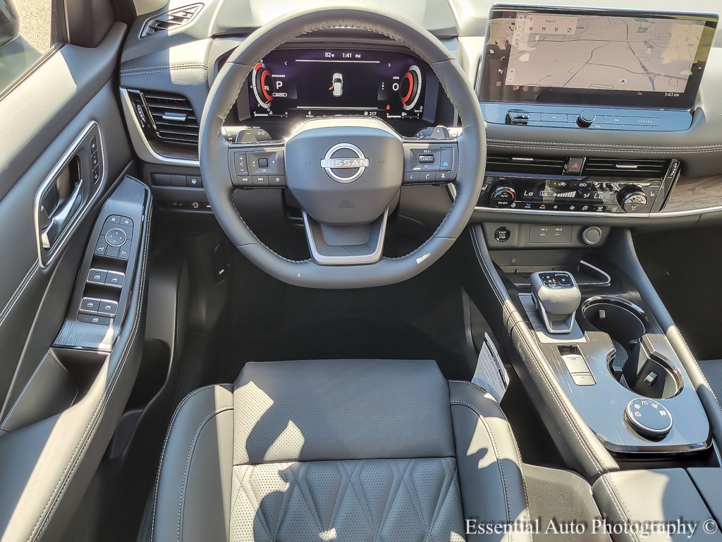 2026 Nissan Rogue Platinum - Photo 12