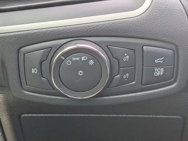 Used 2020 White Ford SEL image 24