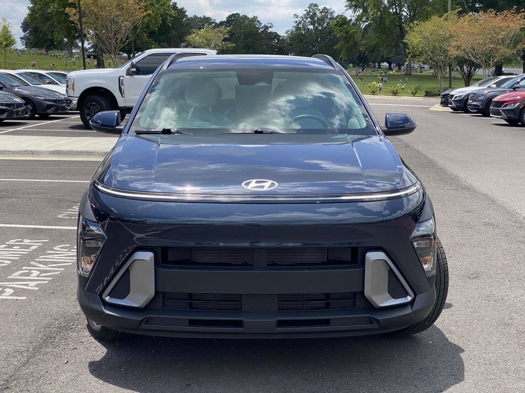 Certified Used 2025 Blue Hyundai SEL image 9