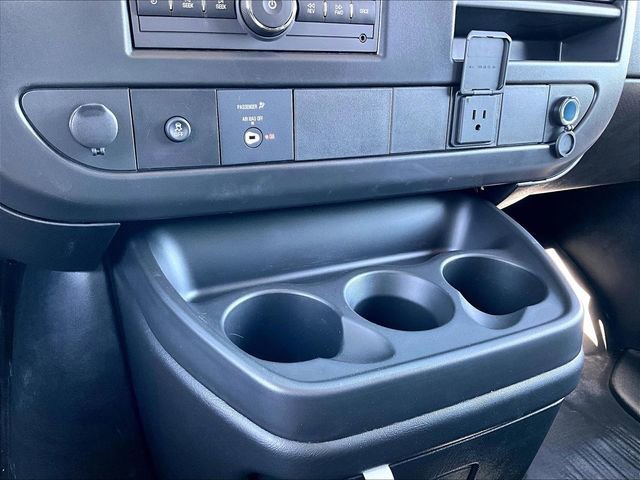 2026 Chevrolet Express Cargo Work Van - Photo 21