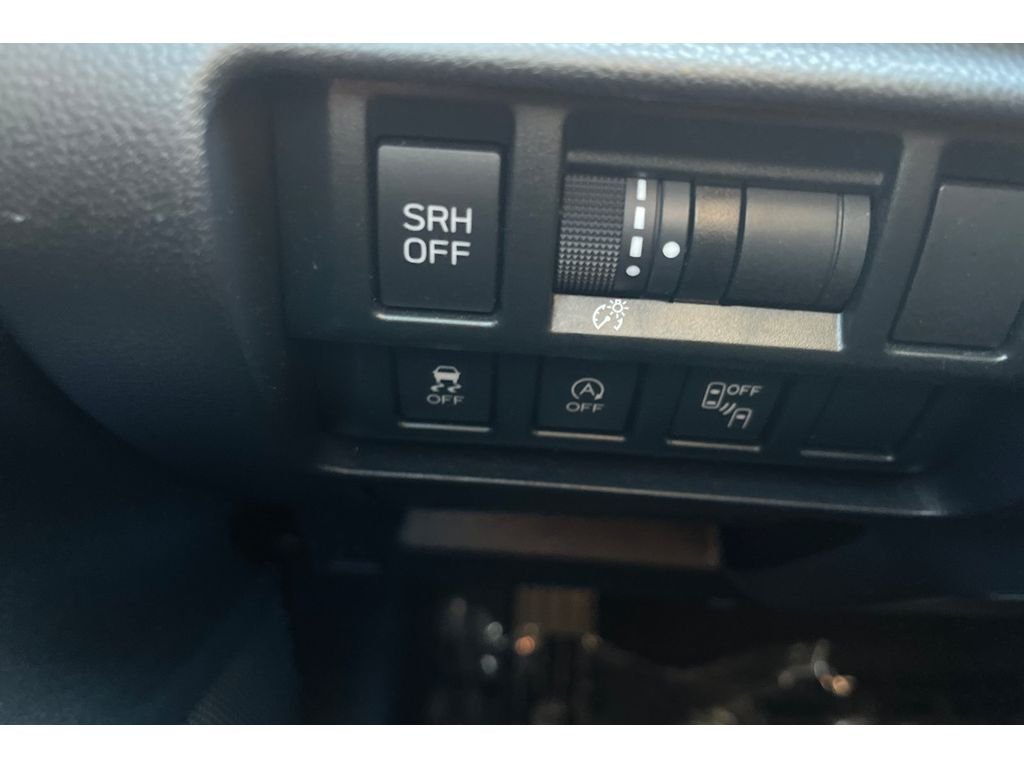 Used 2023 Crystal White Pearl Subaru Limited image 39