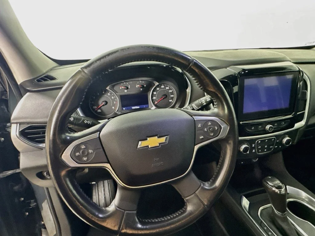 Used 2020 Gray Chevrolet LT image 11