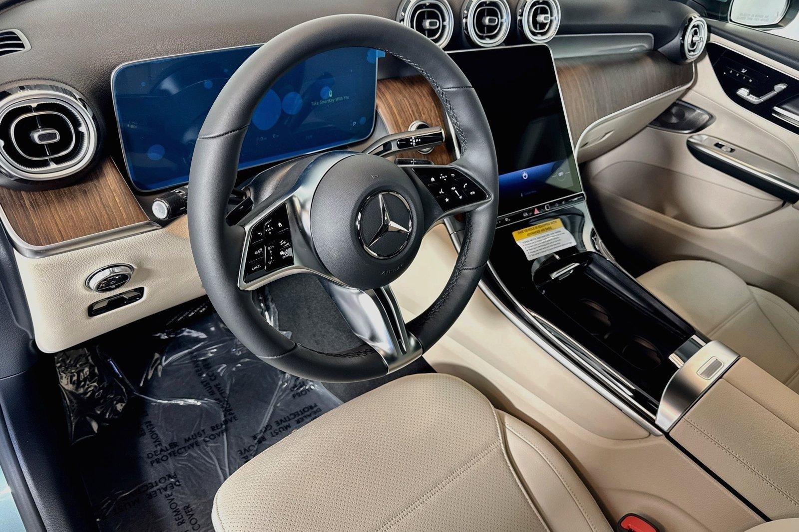 New 2026 Verde Silver Metallic Mercedes-Benz GLC 300 image 9
