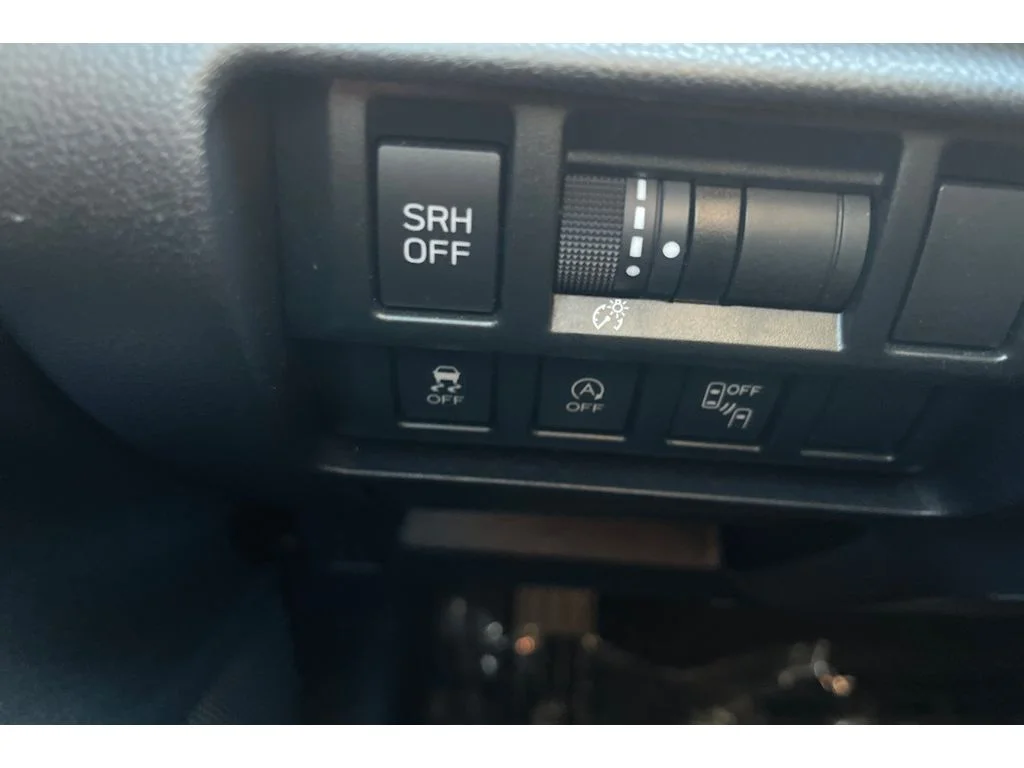 Used 2023 Crystal White Pearl Subaru Limited image 39