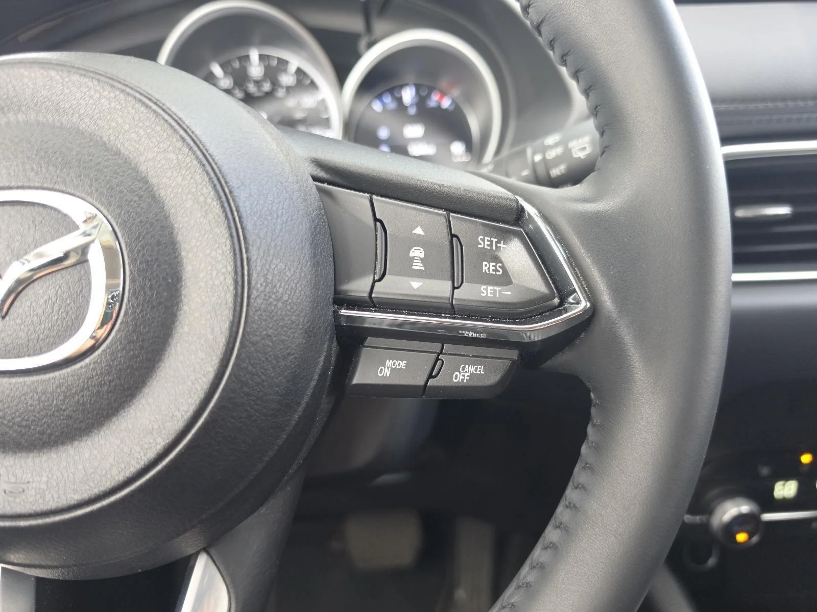 Used 2023 Machine Gray Metallic Mazda 2.5 S Preferred Package image 29
