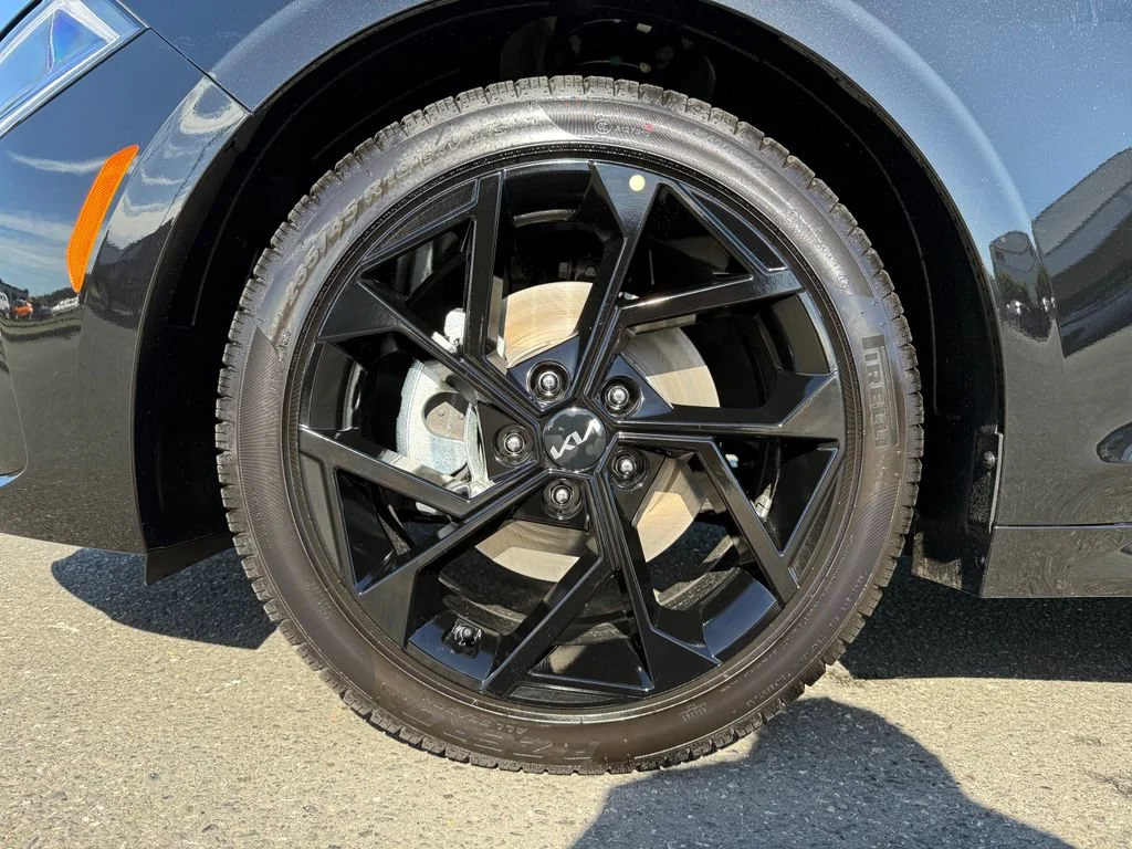 New 2026 Aurora Black Pearl Kia GT-Line image 9