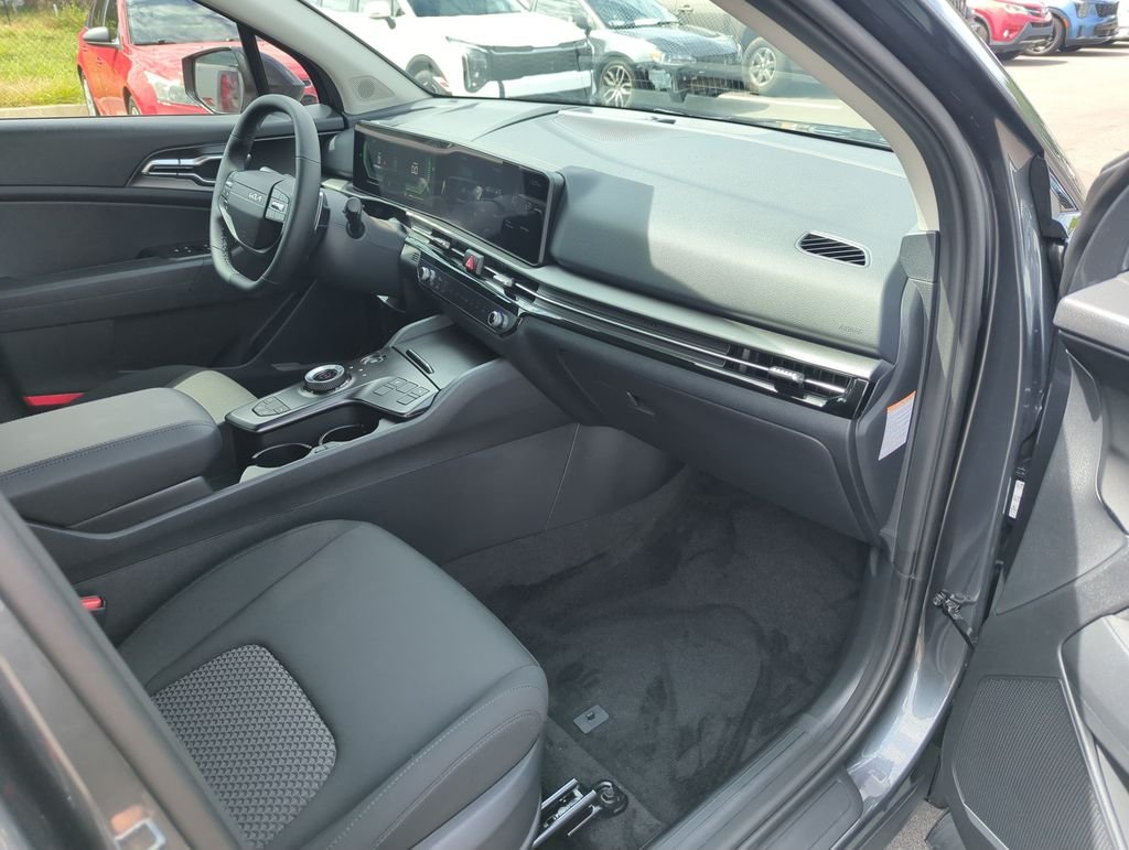 New 2027 Gravity Gray Kia S image 34