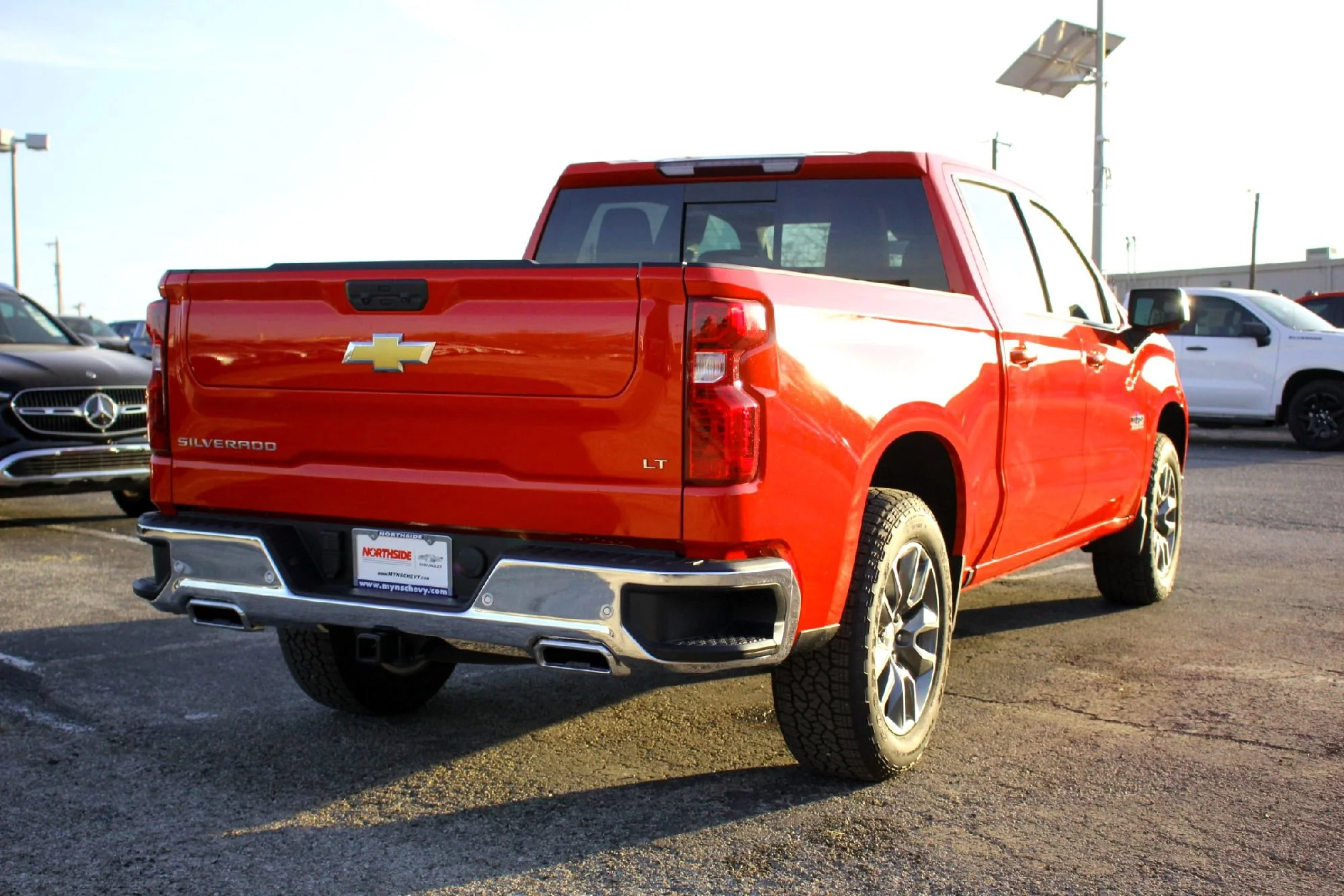 2026 Chevrolet Silverado 1500 LT - Photo 5