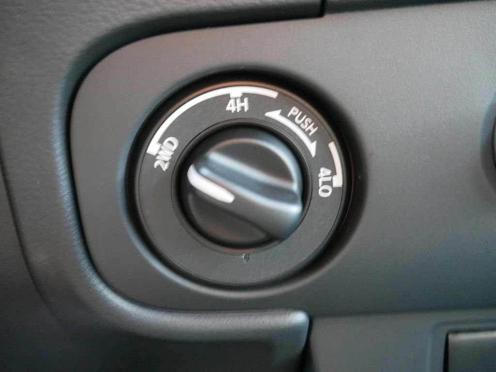 2026 Nissan Frontier SV - Photo 19