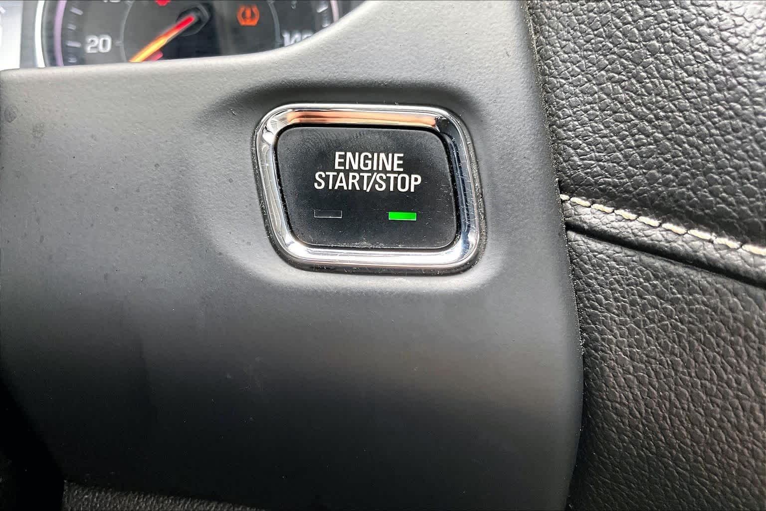 Used 2020 Dark Sky Metallic GMC SLT image 29