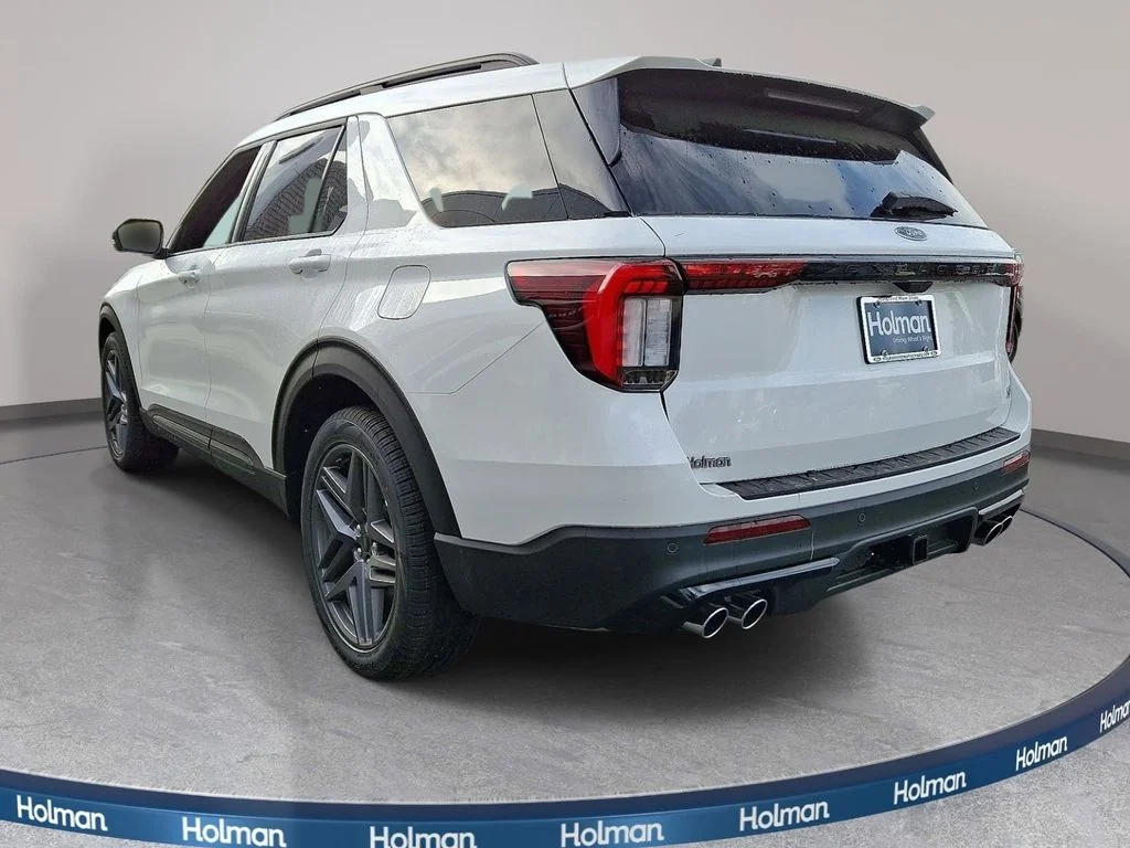 New 2026 Star White Metallic Tri-Coat Ford ST image 5