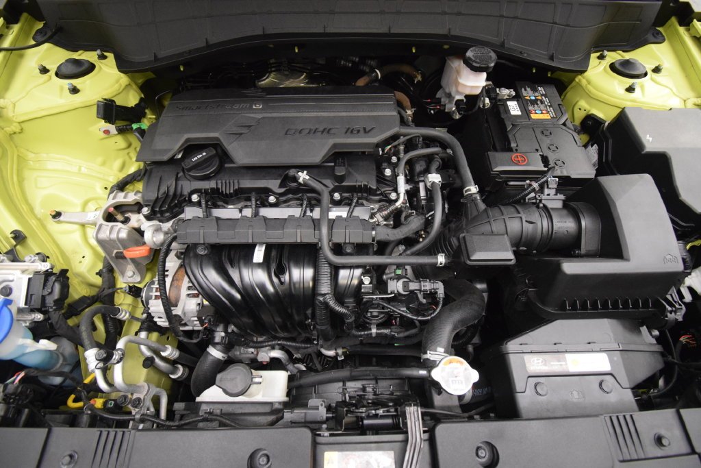 Used 2024 Neoteric Yellow Hyundai SEL image 22