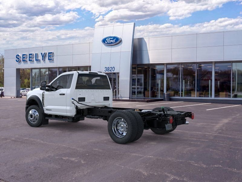 New 2026 White Ford XLT image 4