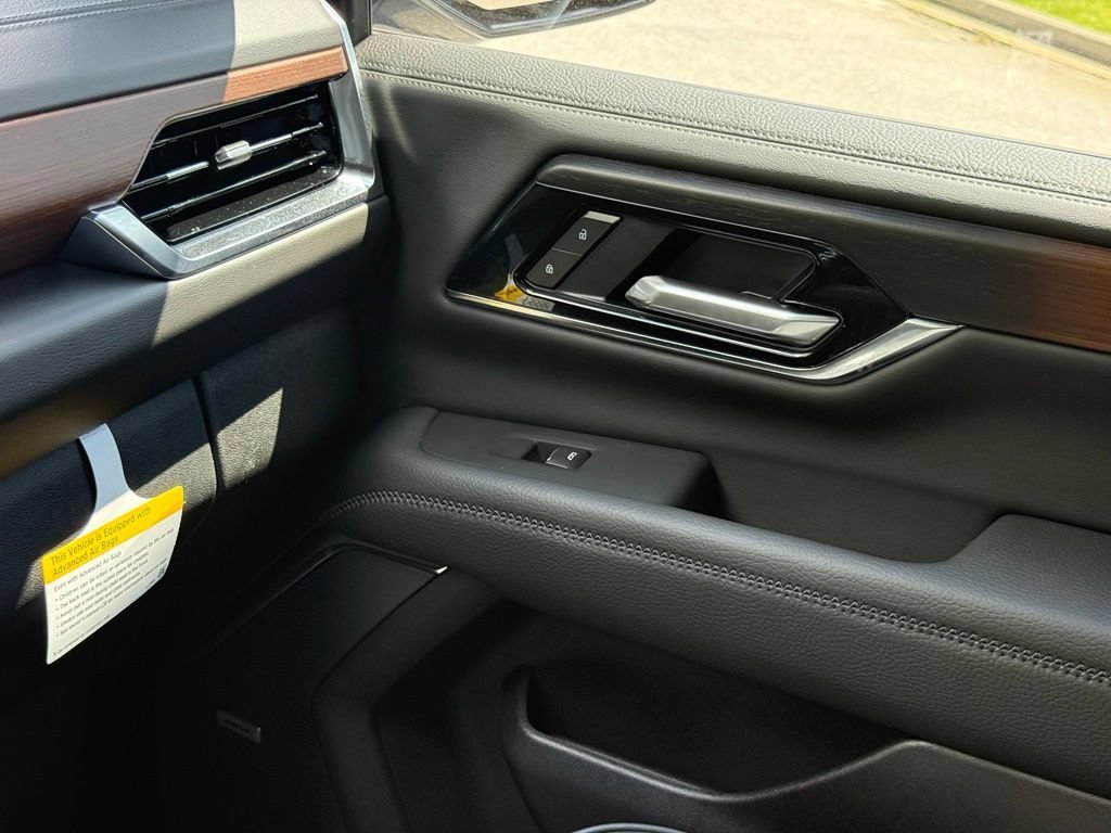 2026 GMC Yukon Denali - Photo 34