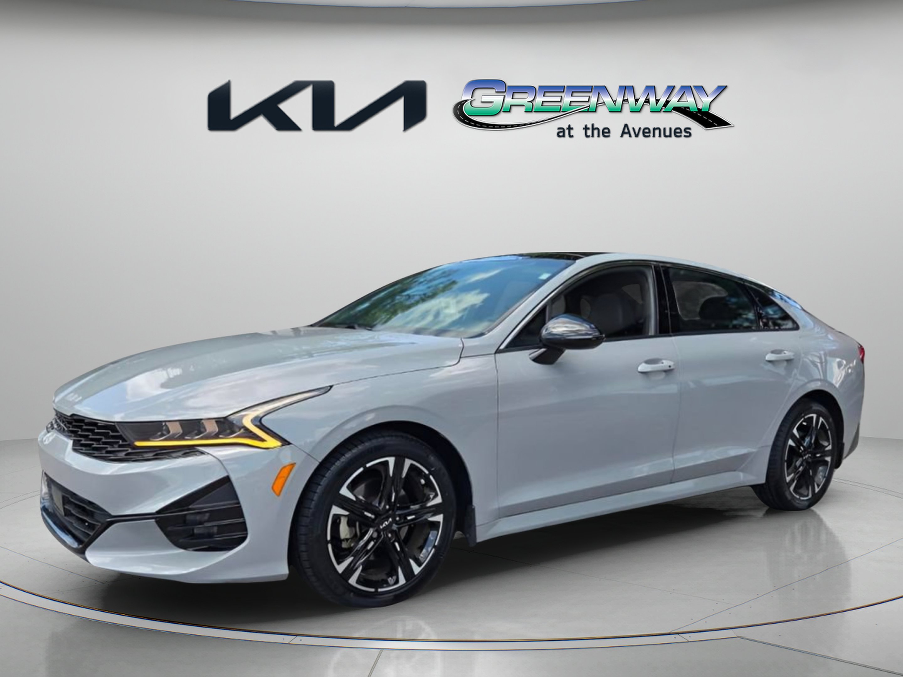 Used 2023 Wolf Gray Kia GT-Line image 3