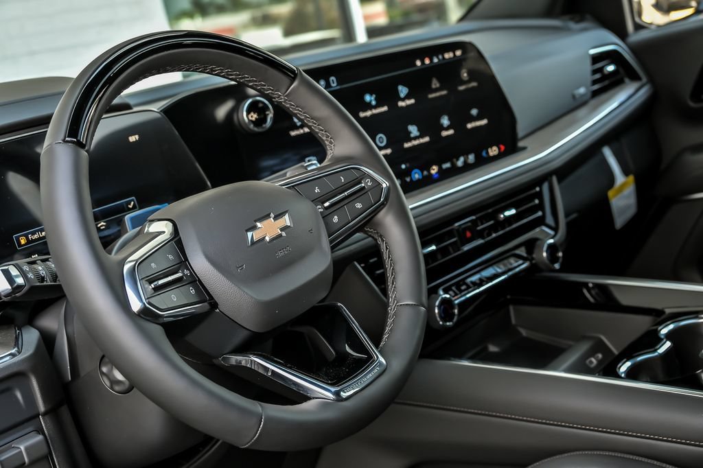 New 2026 Black Chevrolet High Country image 15