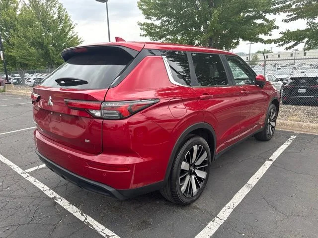 Certified 2025 Mitsubishi Outlander SE with VIN JA4J4VA89SZ047837 for sale in White Bear Lake, Minnesota