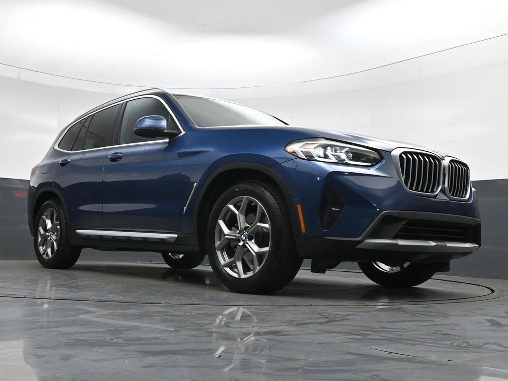 Used 2023 Phytonic Blue Metallic BMW sDrive30i image 27
