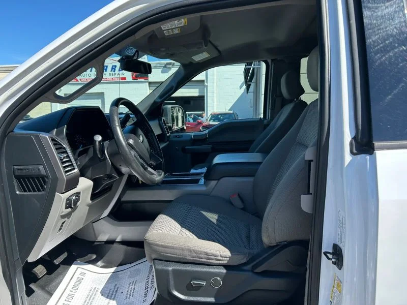 Used 2015 White Ford XLT Pickup 4D 6 1/2 ft image 28