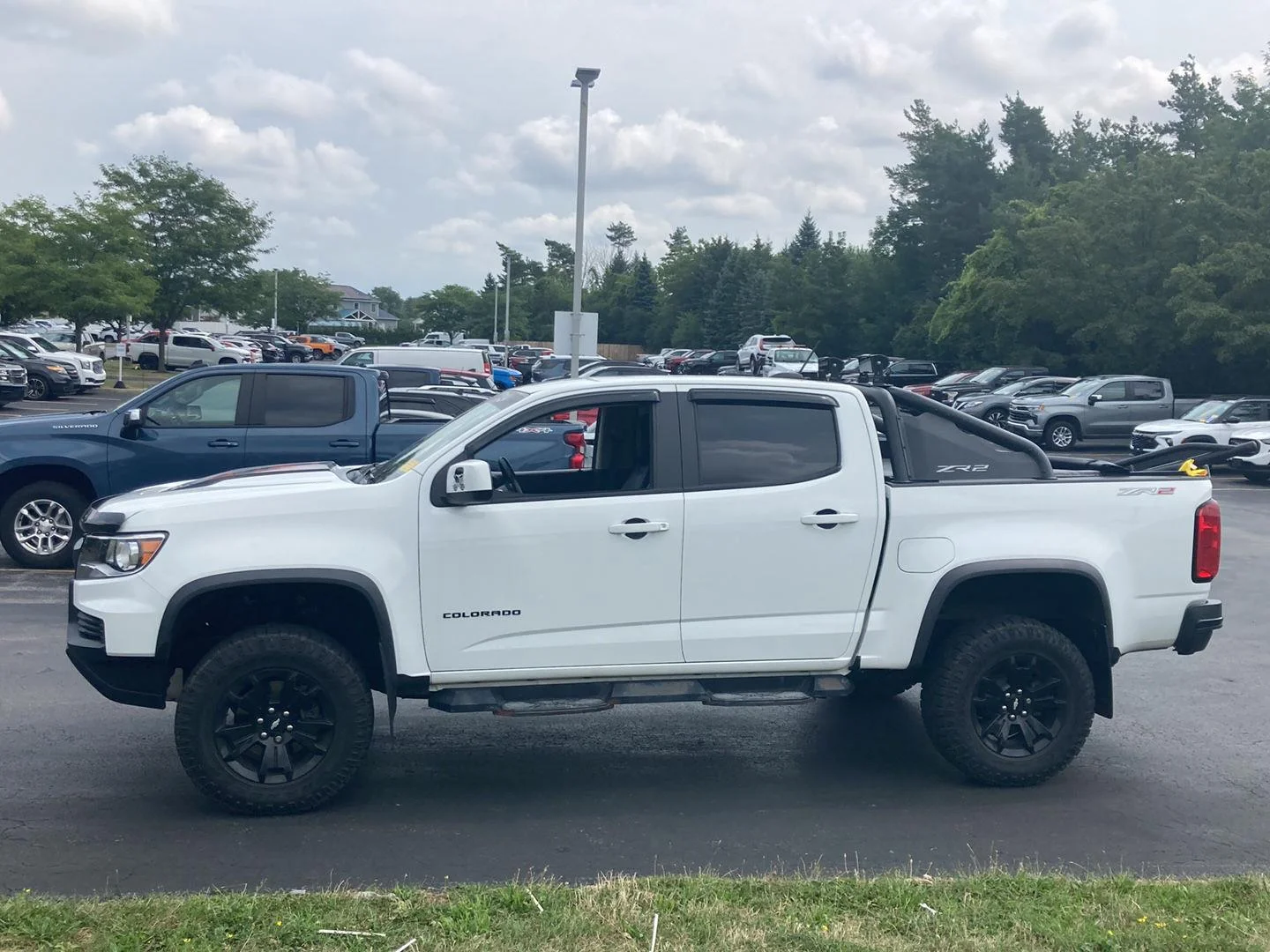 Used 2021 Summit White Chevrolet 4WD ZR2 image 6