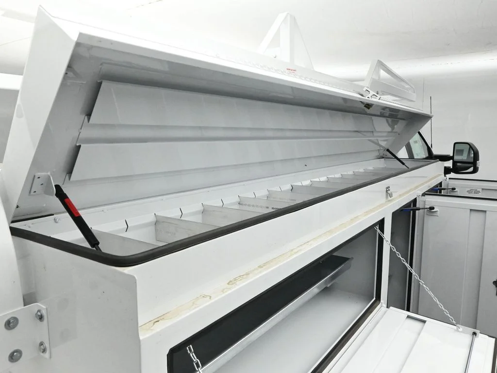 New 2025 Oxford White Ford XL image 27