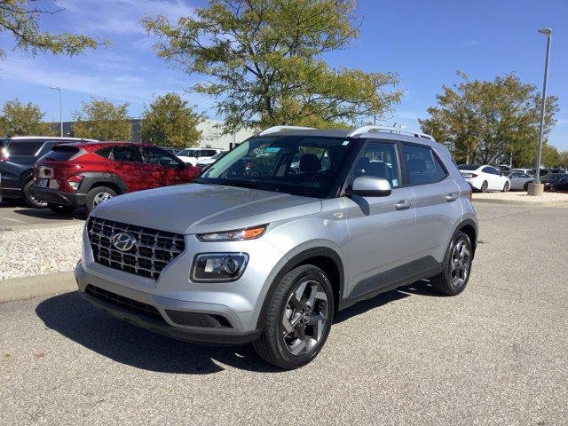 New 2026 Shimmering Silver Hyundai SEL image 1